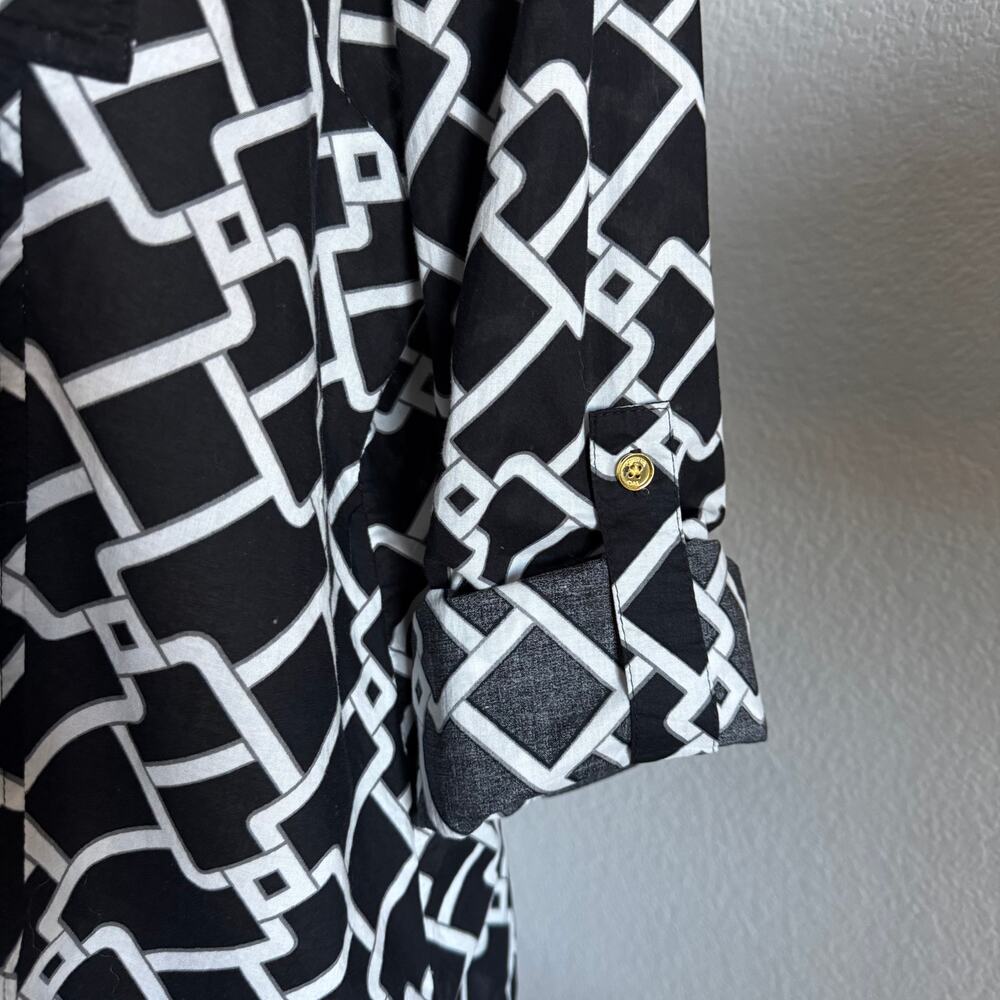 Michael Kors | Black and White Chain Print Blouse size XL - Picture 6 of 12